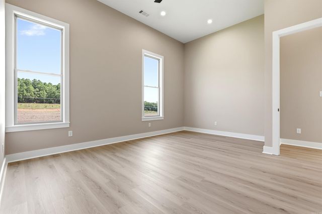 26 Mountain Brook Road, Little Rock, AR 72223