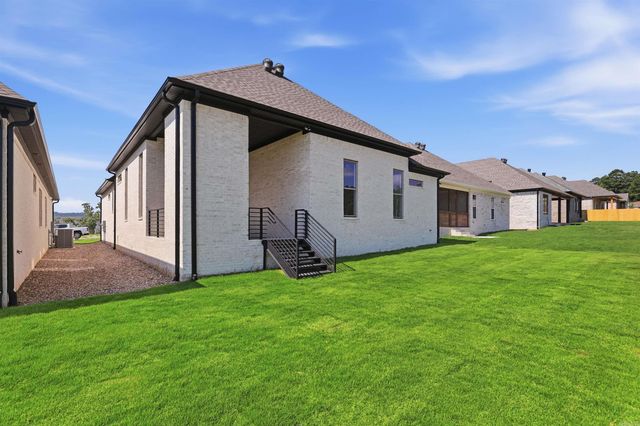 26 Mountain Brook Road, Little Rock, AR 72223