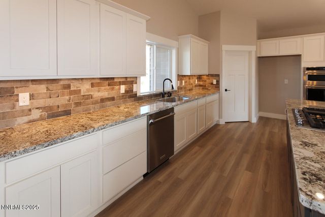 2785 Squires Street, Minden, NV 89423