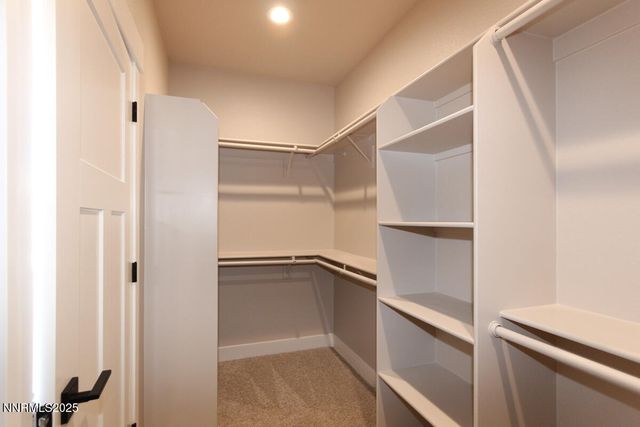 2785 Squires Street, Minden, NV 89423