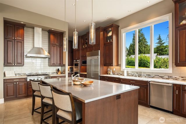 10410 NE 58th Street, Kirkland, WA 98033