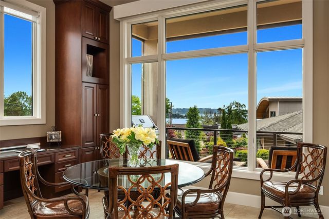 10410 NE 58th Street, Kirkland, WA 98033
