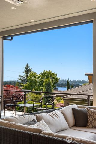 10410 NE 58th Street, Kirkland, WA 98033