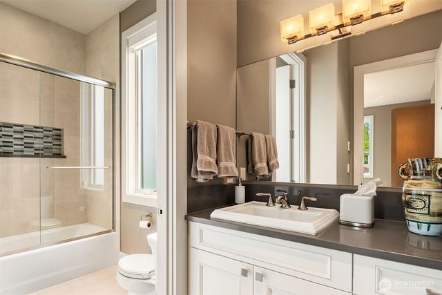 10410 NE 58th Street, Kirkland, WA 98033