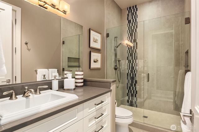 10410 NE 58th Street, Kirkland, WA 98033