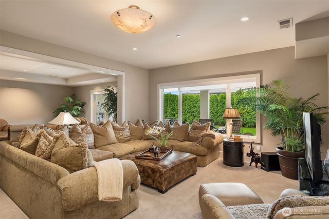 10410 NE 58th Street, Kirkland, WA 98033