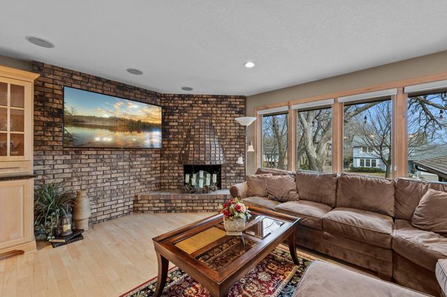 13400 Penn Avenue S, Burnsville, MN 55337