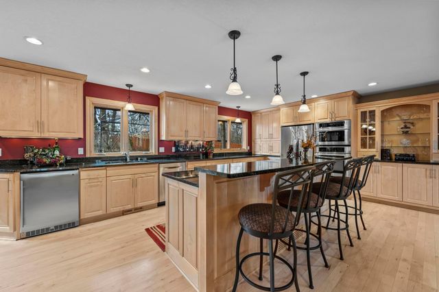 13400 Penn Avenue S, Burnsville, MN 55337