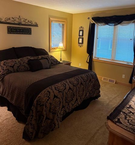 13400 Penn Avenue S, Burnsville, MN 55337