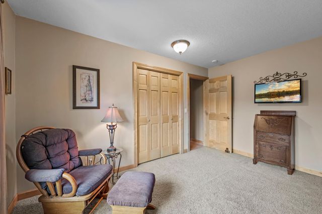 13400 Penn Avenue S, Burnsville, MN 55337