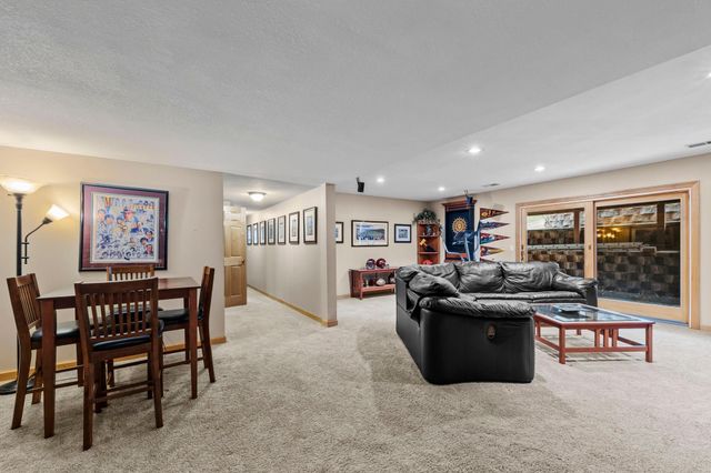 13400 Penn Avenue S, Burnsville, MN 55337