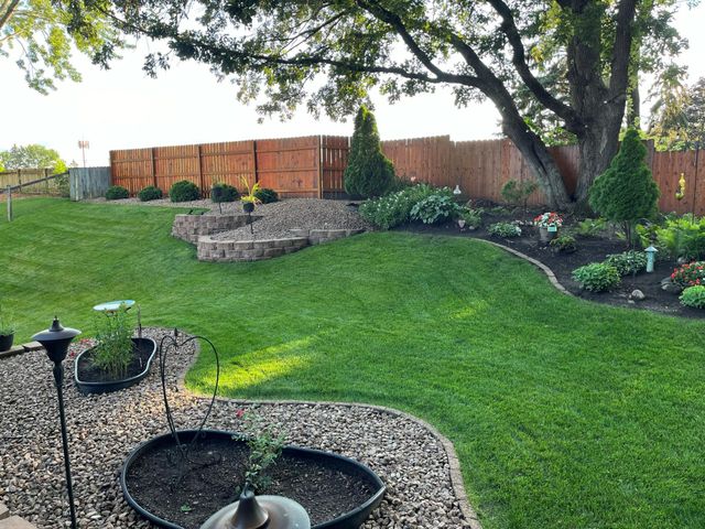 13400 Penn Avenue S, Burnsville, MN 55337