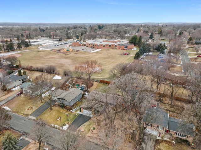 13400 Penn Avenue S, Burnsville, MN 55337