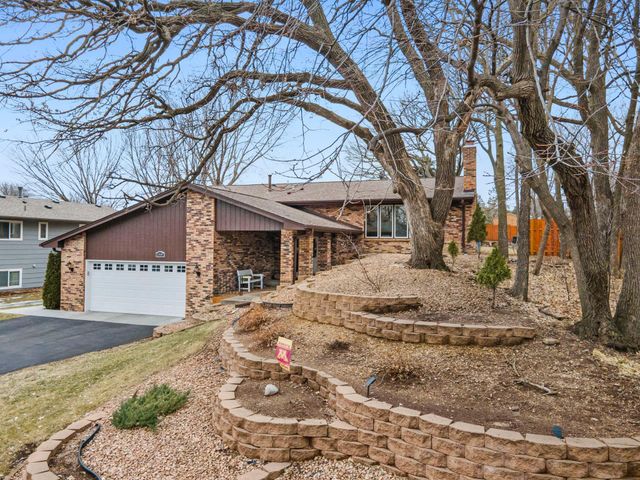 13400 Penn Avenue S, Burnsville, MN 55337