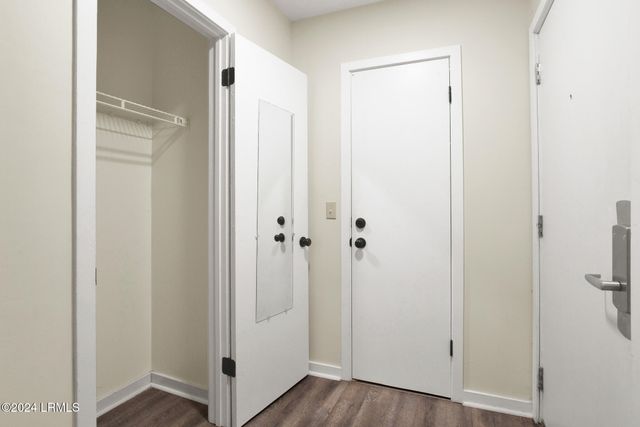 36 Deallyon Ave Apt 66, Hilton Head Island, SC 29928