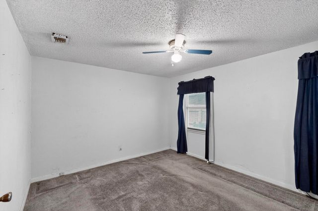 157 SE Tarrant Avenue, Burleson, TX 76028