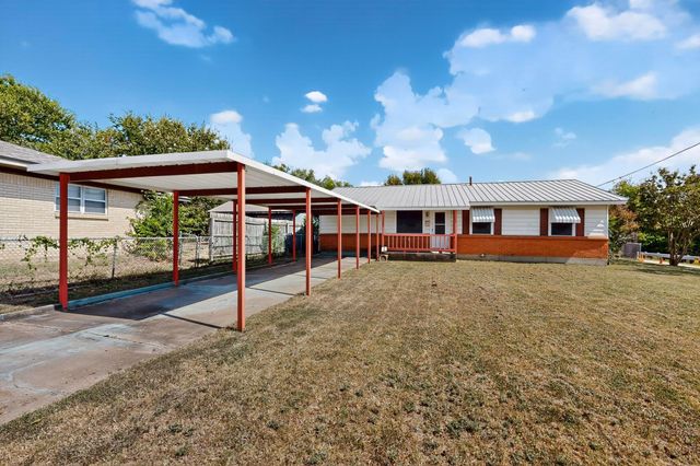 157 SE Tarrant Avenue, Burleson, TX 76028