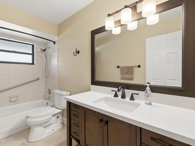 2389 Seaford Drive, Wellington, FL 33414