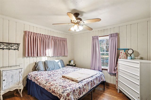 1132 Theresa Drive, Schererville, IN 46375