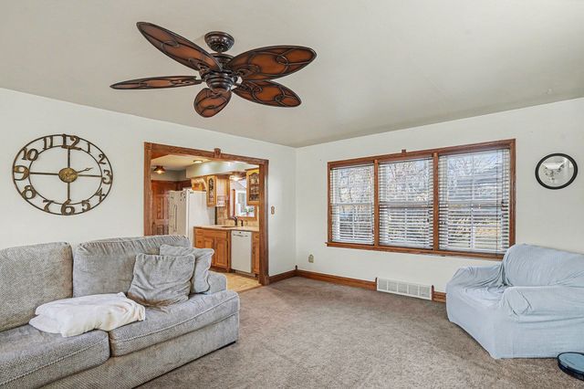 1132 Theresa Drive, Schererville, IN 46375