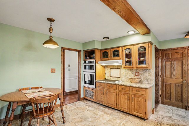 1132 Theresa Drive, Schererville, IN 46375