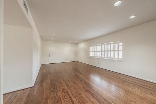 6205 Greenway Road 6, Fort Worth, TX 76116