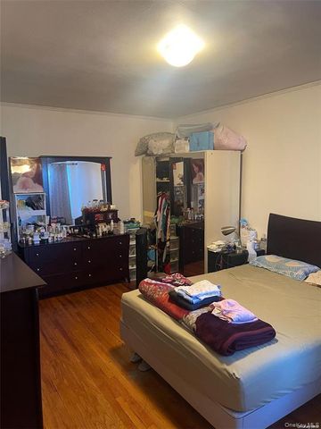 98-120 Queens Blvd 4C, Rego Park, NY 11374