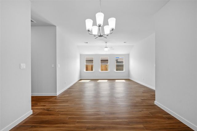 135 Road 51030, Cleveland, TX 77327