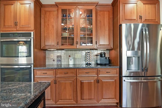 5500 SANDY FOLLY CT, Fairfax Station, VA 22039