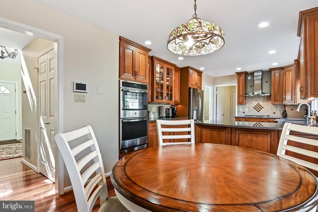 5500 SANDY FOLLY CT, Fairfax Station, VA 22039