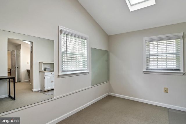 5500 SANDY FOLLY CT, Fairfax Station, VA 22039