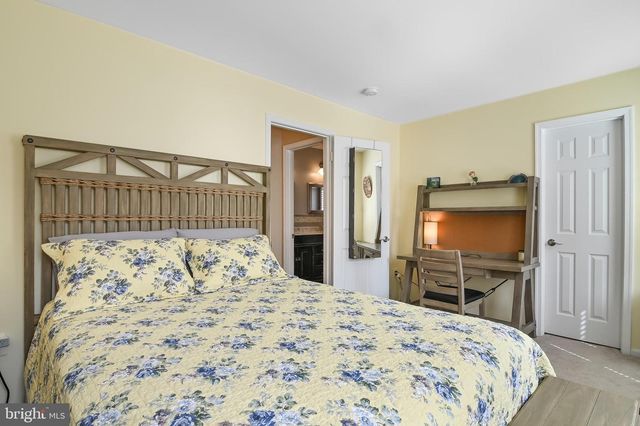 5500 SANDY FOLLY CT, Fairfax Station, VA 22039