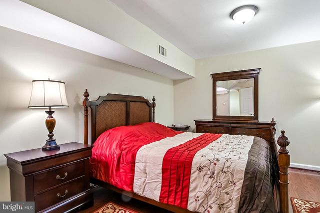 5500 SANDY FOLLY CT, Fairfax Station, VA 22039