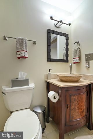 5500 SANDY FOLLY CT, Fairfax Station, VA 22039