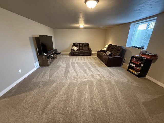 2911 E AQUAMARINE AVENUE, Appleton, WI 54913