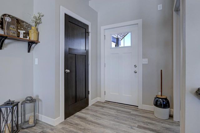 2911 E AQUAMARINE AVENUE, Appleton, WI 54913