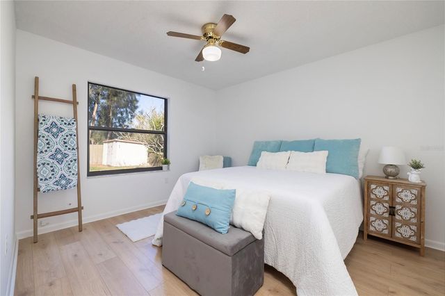 5748 60TH WAY N, St Petersburg, FL 33709