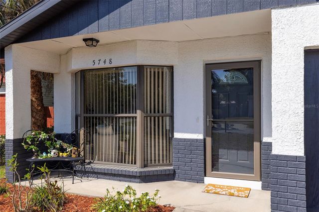 5748 60TH WAY N, St Petersburg, FL 33709