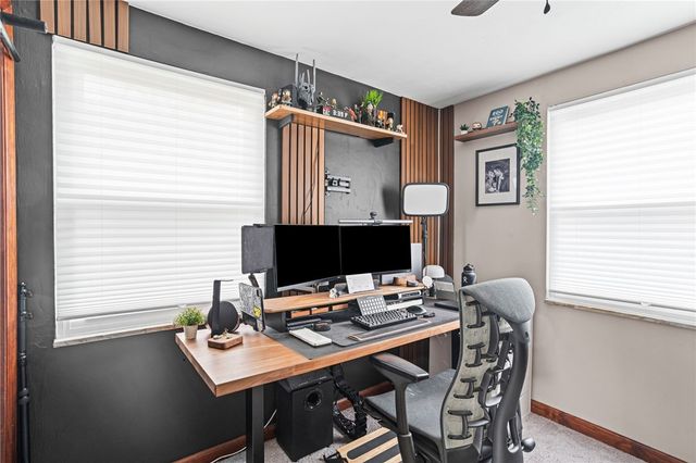 7971 Marmion Dr, Ross Twp, PA 15237