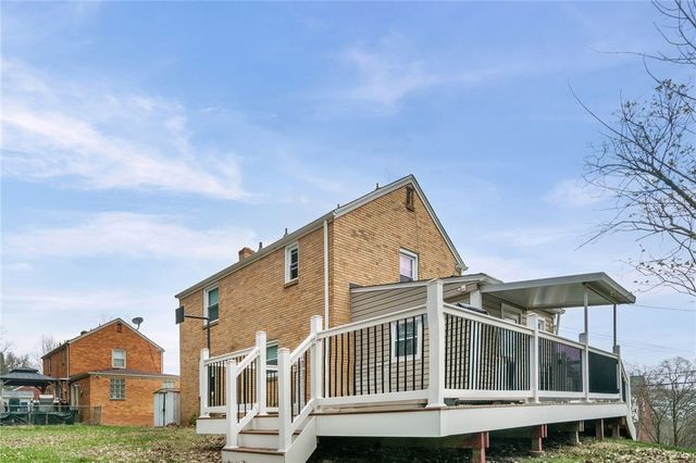 7971 Marmion Dr, Ross Twp, PA 15237