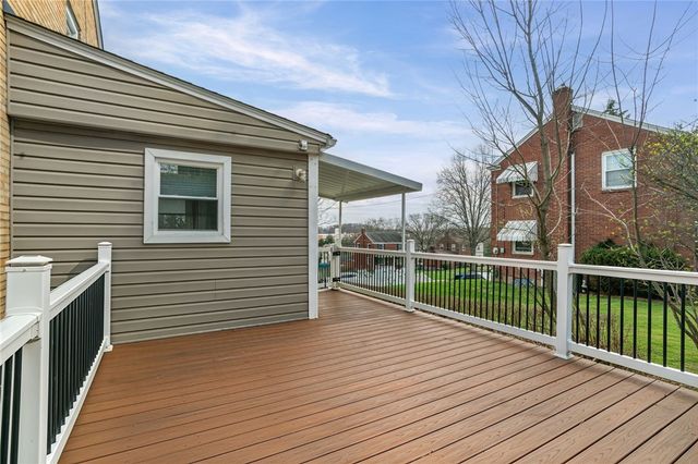 7971 Marmion Dr, Ross Twp, PA 15237