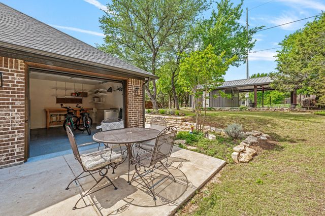 5004 Moss Rock Trail, Granbury, TX 76048