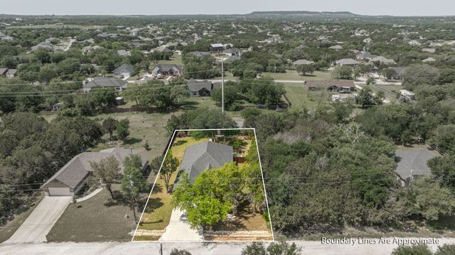5004 Moss Rock Trail, Granbury, TX 76048