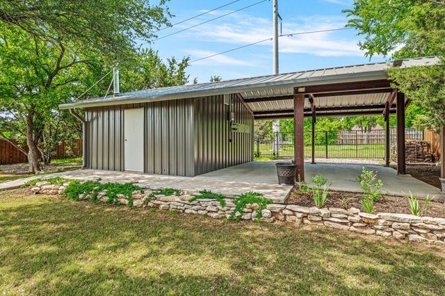5004 Moss Rock Trail, Granbury, TX 76048