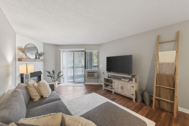 7606 York Avenue S 7107, Edina, MN 55435