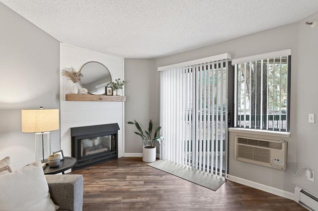 7606 York Avenue S 7107, Edina, MN 55435