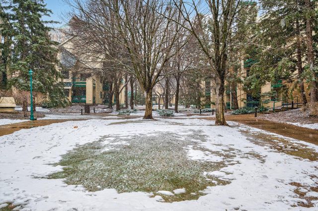 7606 York Avenue S 7107, Edina, MN 55435