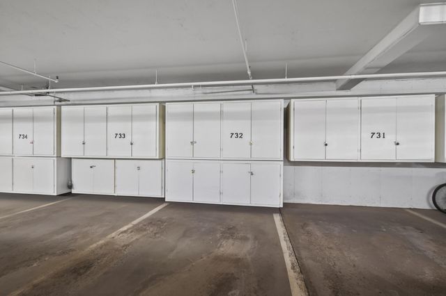 7606 York Avenue S 7107, Edina, MN 55435