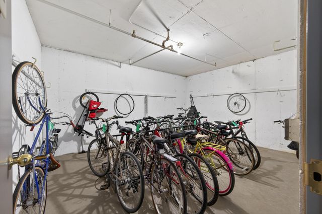 7606 York Avenue S 7107, Edina, MN 55435