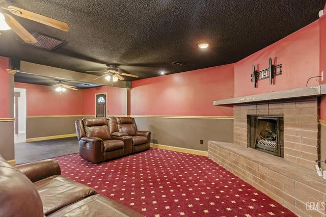 2417 Oriole Street, Bakersfield, CA 93309